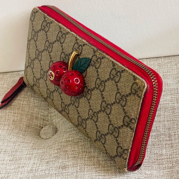Gucci GG Supreme Canvas Zip Around Wallet with Cherries - Picture 7 of 14